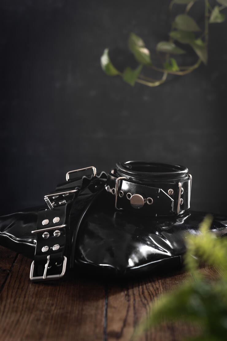 Arm cuff : 120 €
